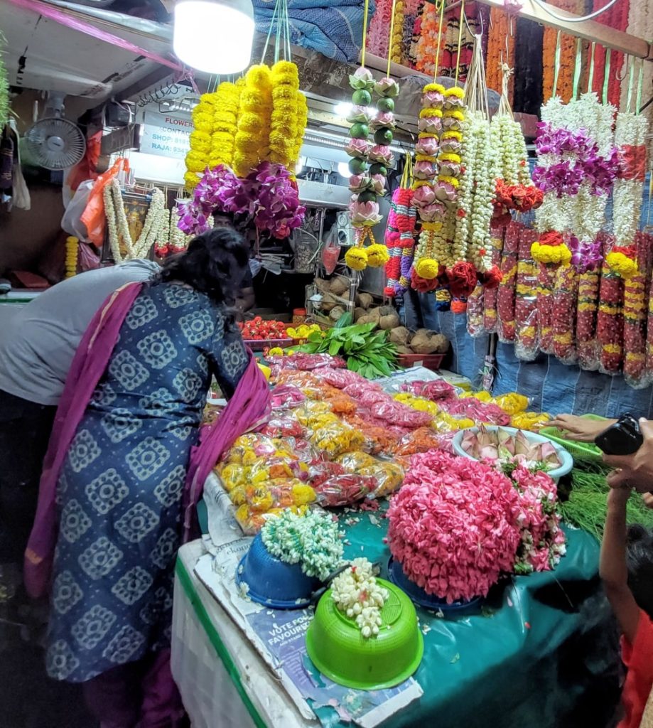 Flowers & Garlands