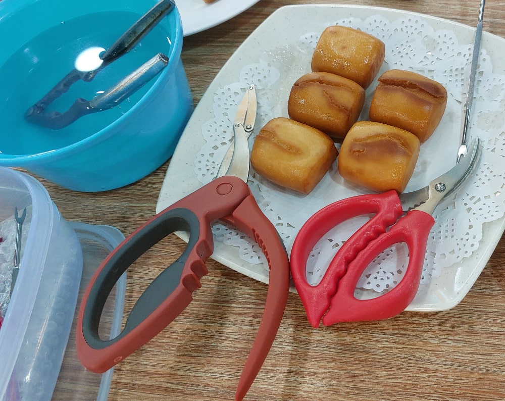 Crab tools