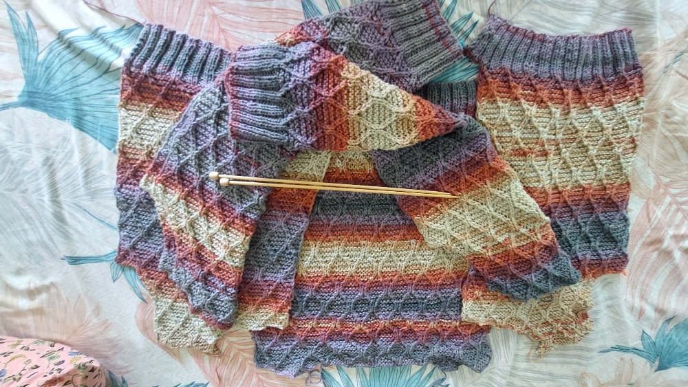 Cardigan parts needle