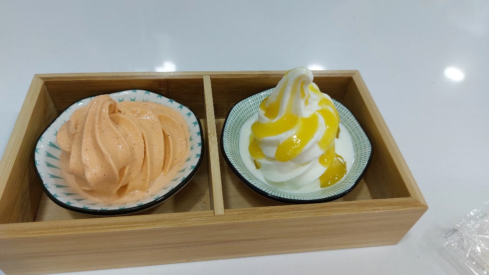 Thai Milk Tea Mango Ice Cream