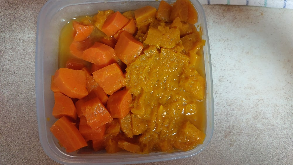 Blending Carrots and Murder Plots