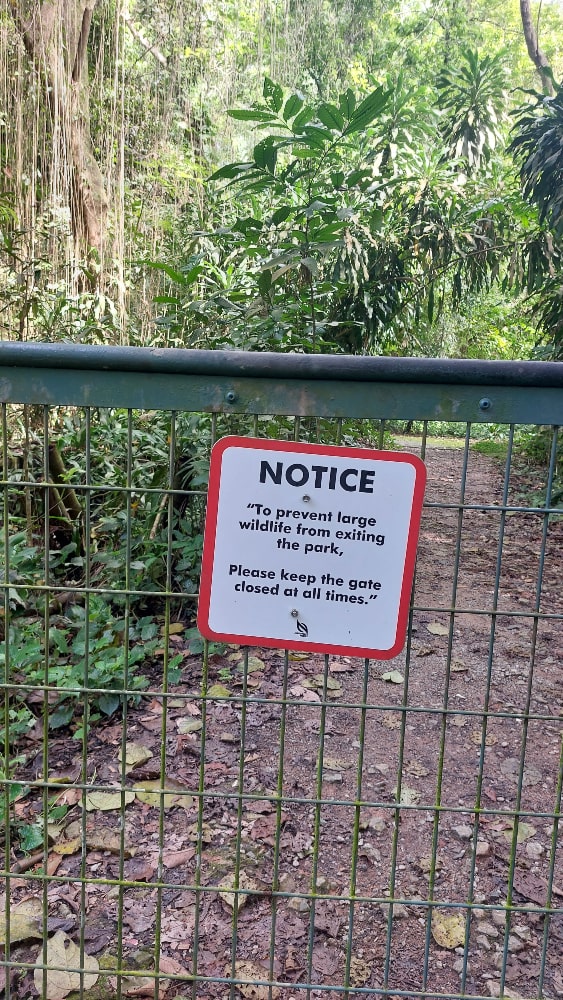 Gate Warning